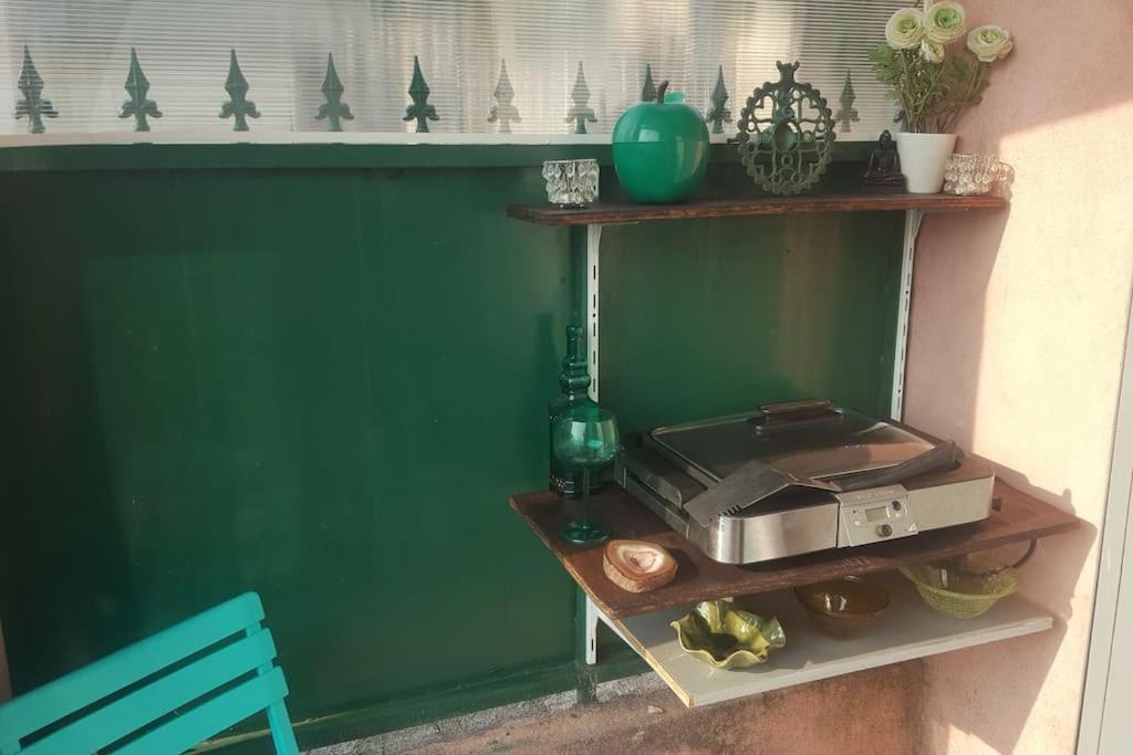 Ferienwohnung De 1 A 6 Avec Terrasse Solarium, Vue Panoramique Et Parking Gratuit Grasse Exterior foto