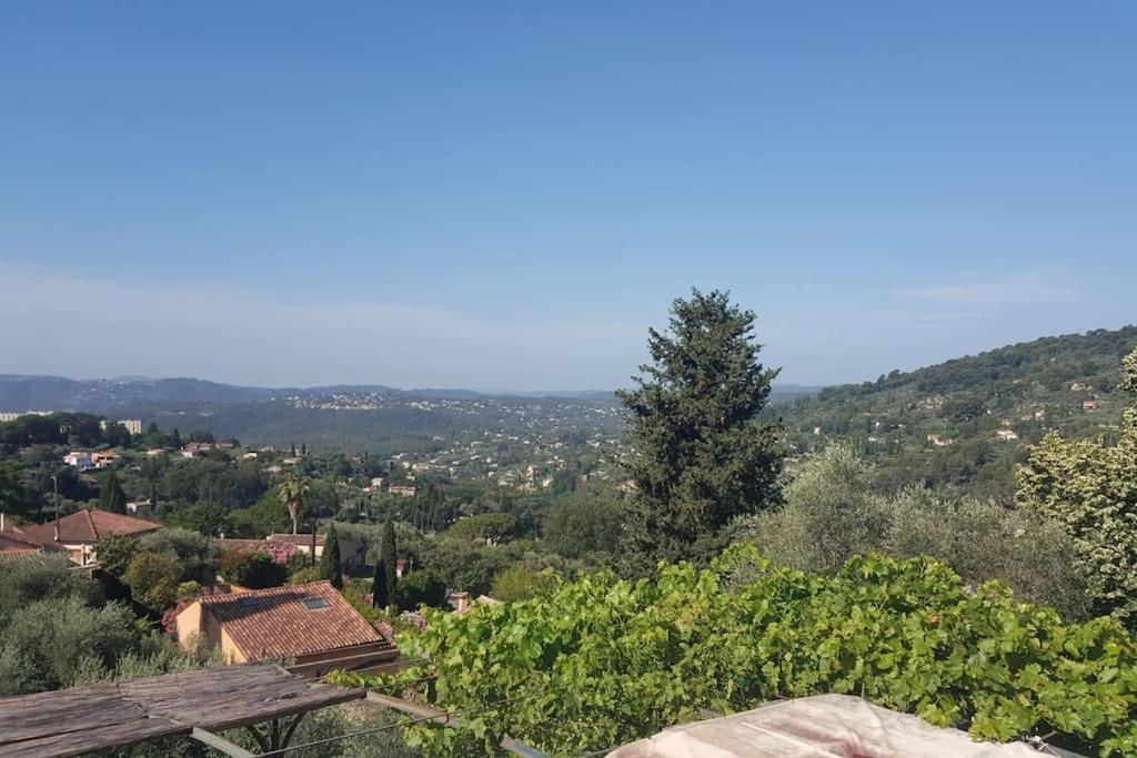 Ferienwohnung De 1 A 6 Avec Terrasse Solarium, Vue Panoramique Et Parking Gratuit Grasse Exterior foto